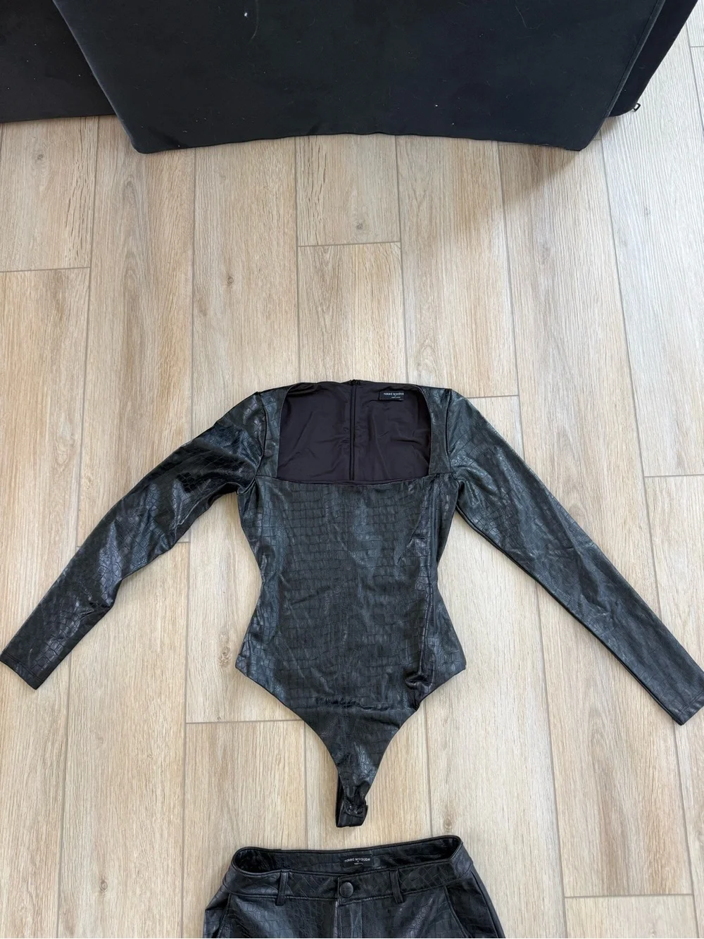 naked wardrobe sleek black